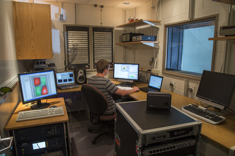 1307-22 295.CR2Acoustic Research- Reverberation ChambersPhysical and Mathematical Sciences College, Physic and Astronomy DepartmentTim Leishmanstudent Matt Calton, physicsJuly 16,  2013Photography by Mark A. PhilbrickCopyright BYU Photo 2013All Rights Reservedphoto@byu.edu  (801)422-7322